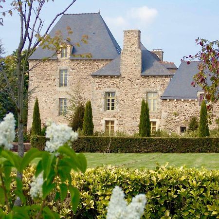 B&B Le Plessix - Manoir Le Plessix Madeuc Corseul ภายนอก รูปภาพ
